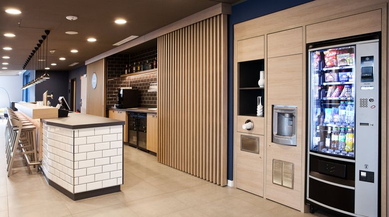 <b>Holiday Inn Express Munich-Olching Lobby</b>. Images powered by <a href="https://www.leonardoworldwide.com/" title="Leonardo Worldwide" target="_blank">Leonardo</a>.