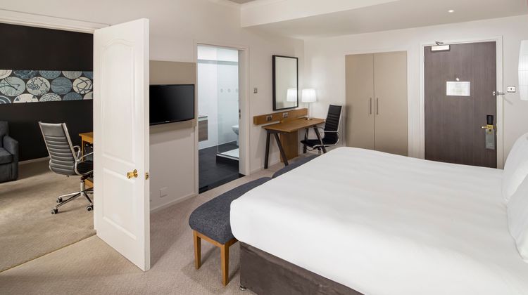 Crowne Plaza Solihull Suite