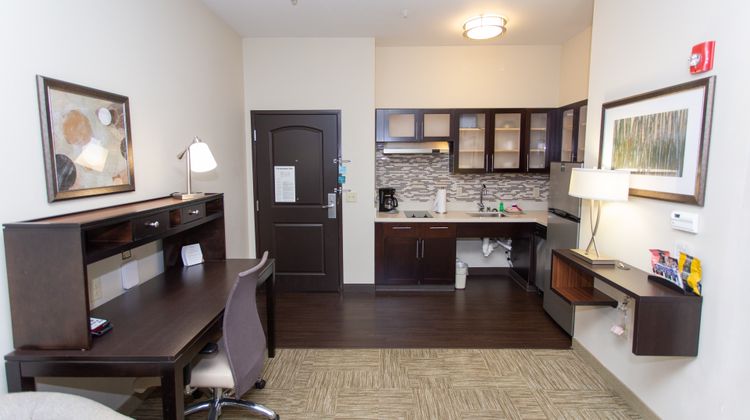 Staybridge Suites Bowling Green Room