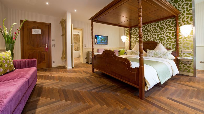 <b>Romantik Hotel Markusturm Suite</b>. Images powered by <a href="https://www.leonardoworldwide.com/" title="Leonardo Worldwide" target="_blank">Leonardo</a>.