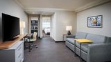 Holiday Inn & Suites Oakville @ Bronte Suite