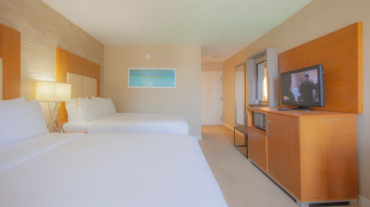 Holiday Inn Express Hotel & Suites Room