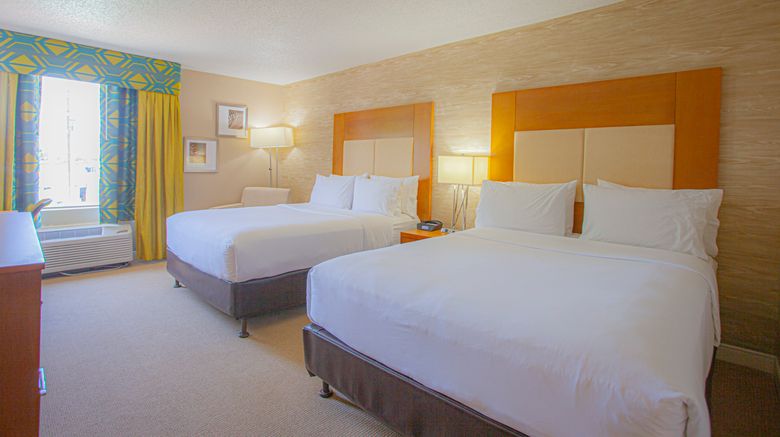 <b>Holiday Inn Express Hotel & Suites Room</b>. Images powered by <a href="https://www.leonardoworldwide.com/" title="Leonardo Worldwide" target="_blank">Leonardo</a>.