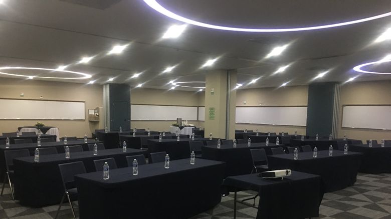 <b>Glow Point Hotel Meeting</b>. Images powered by <a href="https://www.leonardoworldwide.com/" title="Leonardo Worldwide" target="_blank">Leonardo</a>.