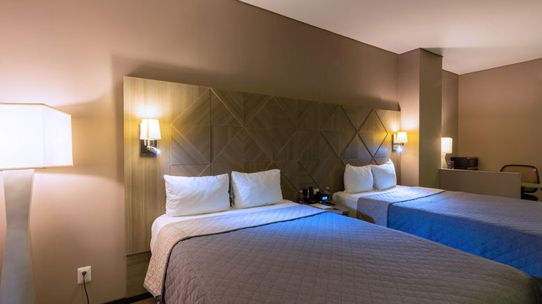 <b>Glow Point Hotel Suite</b>. Images powered by <a href="https://www.leonardoworldwide.com/" title="Leonardo Worldwide" target="_blank">Leonardo</a>.