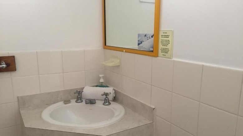 <b>Motel Glenworth Room</b>. Images powered by <a href="https://www.leonardoworldwide.com/" title="Leonardo Worldwide" target="_blank">Leonardo</a>.