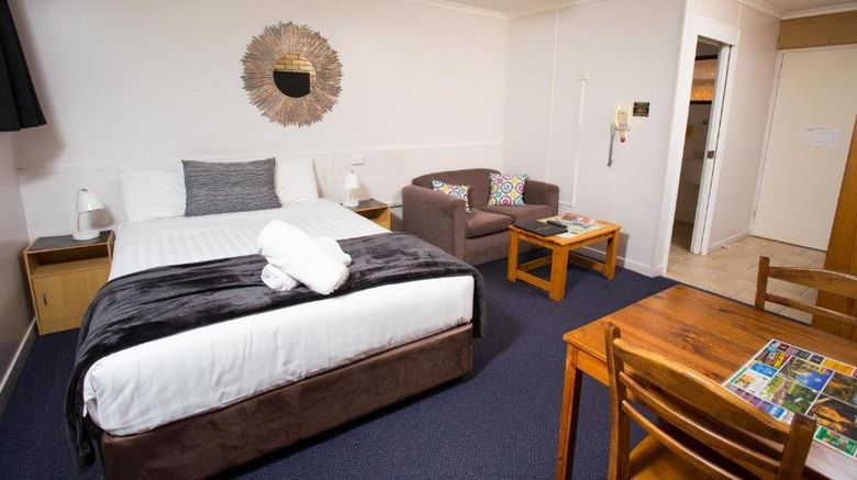 <b>Motel Glenworth Room</b>. Images powered by <a href="https://www.leonardoworldwide.com/" title="Leonardo Worldwide" target="_blank">Leonardo</a>.