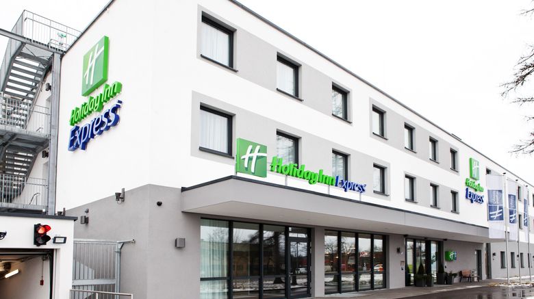 <b>Holiday Inn Express Olympiapark Exterior</b>. Images powered by <a href="https://www.leonardoworldwide.com/" title="Leonardo Worldwide" target="_blank">Leonardo</a>.