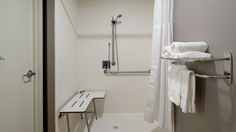 <b>Holiday Inn Palmdale Room</b>. Images powered by <a href="https://www.leonardoworldwide.com/" title="Leonardo Worldwide" target="_blank">Leonardo</a>.