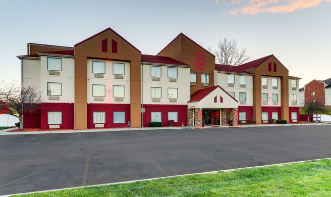 Red Roof Inn Springfield, OH Exterior