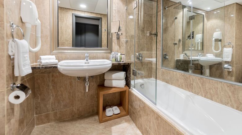 <b>Hotel Avenida Room</b>. Images powered by <a href="https://www.leonardoworldwide.com/" title="Leonardo Worldwide" target="_blank">Leonardo</a>.