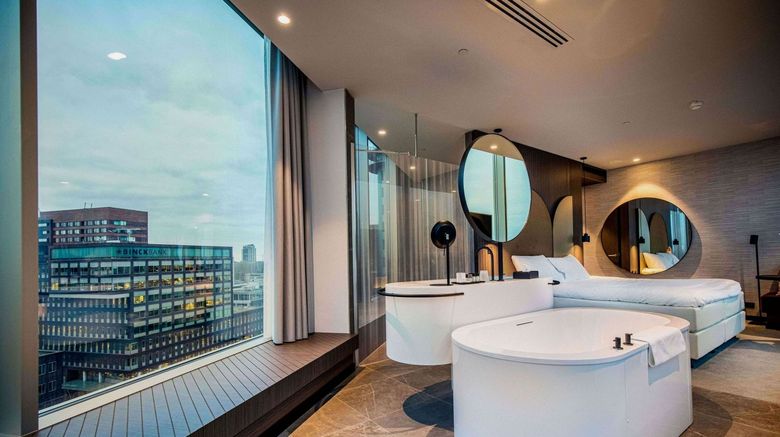 <b>Van der Valk Hotel Amsterdam-Zuidas Room</b>. Images powered by <a href="https://www.leonardoworldwide.com/" title="Leonardo Worldwide" target="_blank">Leonardo</a>.