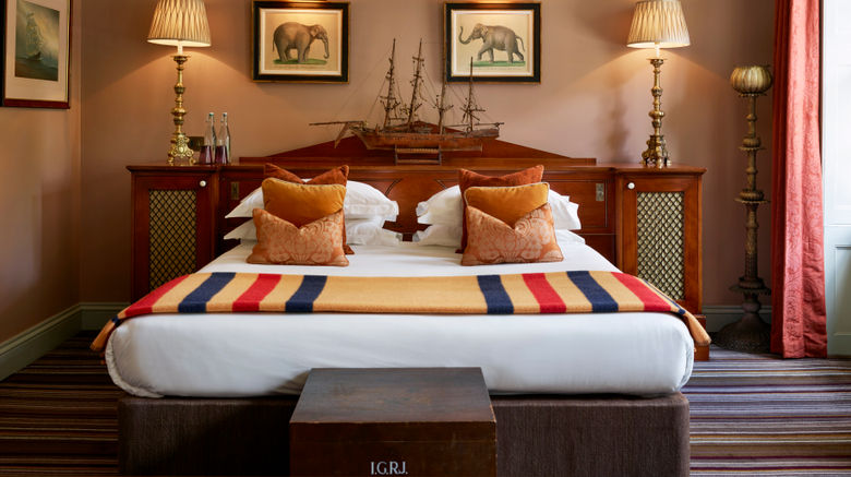 <b>The Zetter Townhouse Clerkenwell Room</b>. Images powered by <a href="https://leonardo.com/" title="Leonardo Worldwide" target="_blank">Leonardo</a>.
