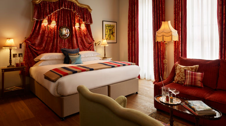 <b>The Zetter Townhouse Marylebone Suite</b>. Images powered by <a href="https://www.leonardoworldwide.com/" title="Leonardo Worldwide" target="_blank">Leonardo</a>.