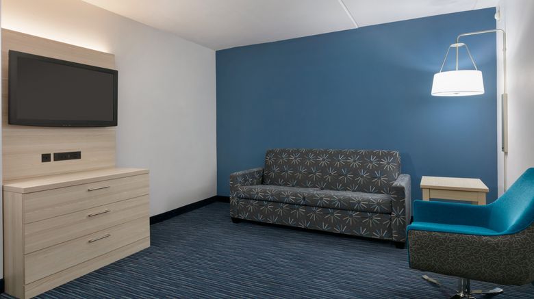 <b>Holiday Inn Express/Suites Norfolk Arpt Suite</b>. Images powered by <a href="https://www.leonardoworldwide.com/" title="Leonardo Worldwide" target="_blank">Leonardo</a>.