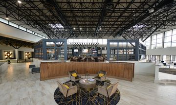 Crowne Plaza Jacksonville Airport
