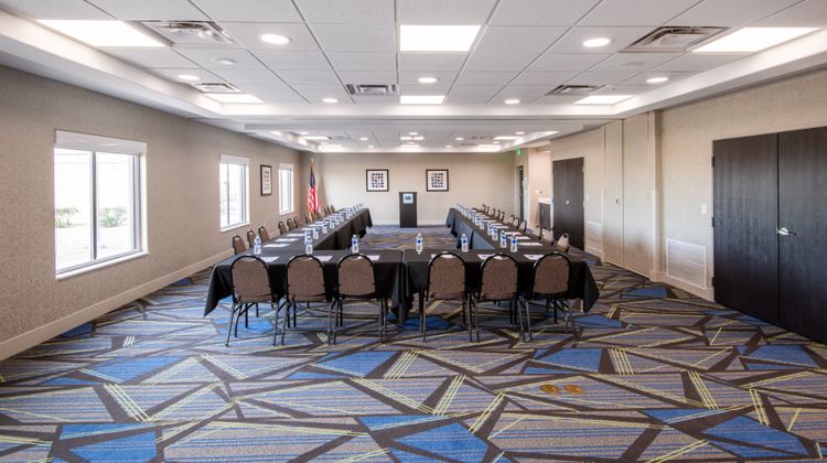 Holiday Inn Express & Suites Yuma Meeting