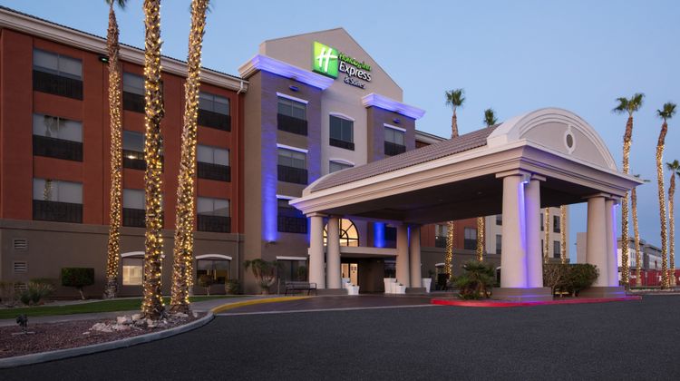 Holiday Inn Express & Suites Yuma Exterior