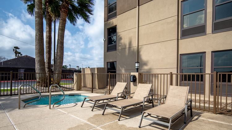Holiday Inn Express Harlingen Pool