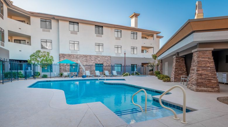 <b>Holiday Inn Express Hotel & Suites Pool</b>. Images powered by <a href="https://www.leonardoworldwide.com/" title="Leonardo Worldwide" target="_blank">Leonardo</a>.