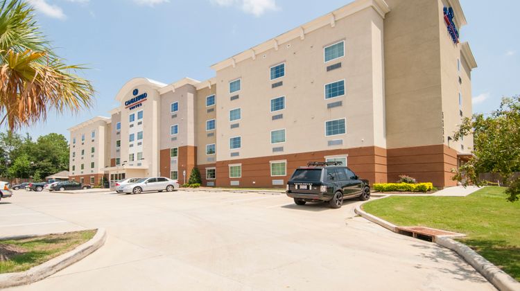 Candlewood Suites College Drive Exterior