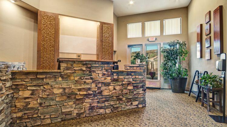WorldMark Phoenix South Mountain Lobby
