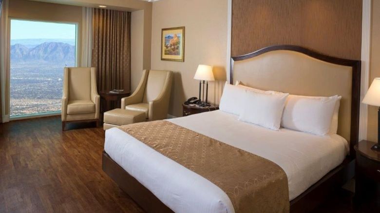 <b>South Point Hotel Room</b>. Images powered by <a href="https://www.leonardoworldwide.com/" title="Leonardo Worldwide" target="_blank">Leonardo</a>.