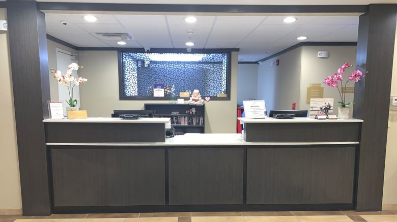 <b>Candlewood Suites Belle Vernon Lobby</b>. Images powered by <a href="https://www.leonardoworldwide.com/" title="Leonardo Worldwide" target="_blank">Leonardo</a>.