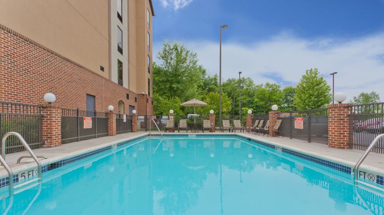 Holiday Inn Express Pool
