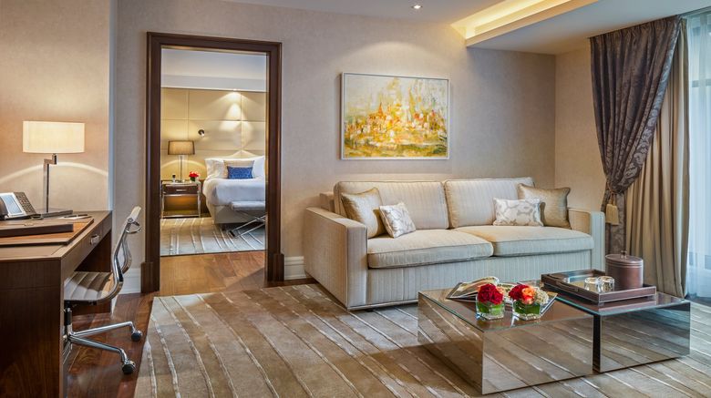 <b>Breidenbacher Hof Suite</b>. Images powered by <a href=https://www.travelagewest.com/Hotels/Duesseldorf-Germany/
