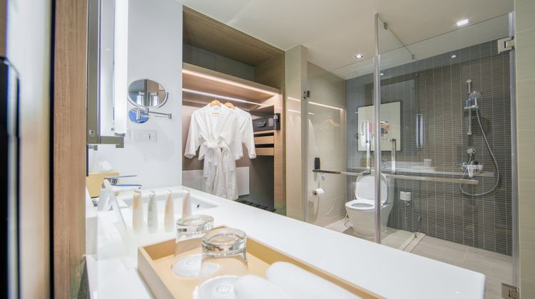 Holiday Inn & Suites Rayong City Centre Room