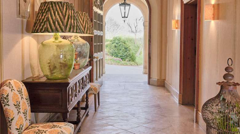 <b>Wildhive Callow Hall Lobby</b>. Images powered by <a href="https://www.leonardoworldwide.com/" title="Leonardo Worldwide" target="_blank">Leonardo</a>.