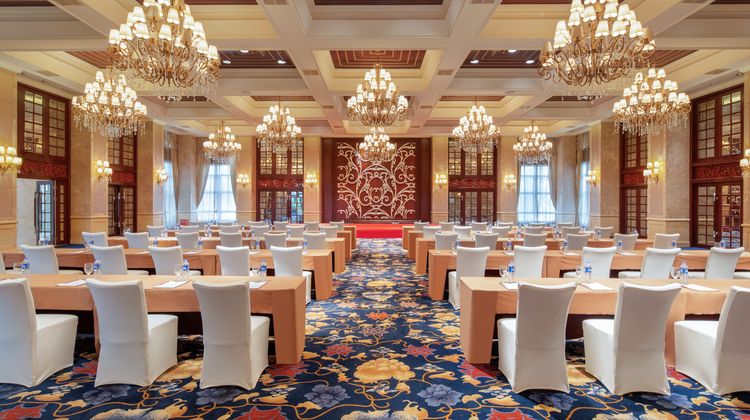 Holiday Inn New Port Ballroom
