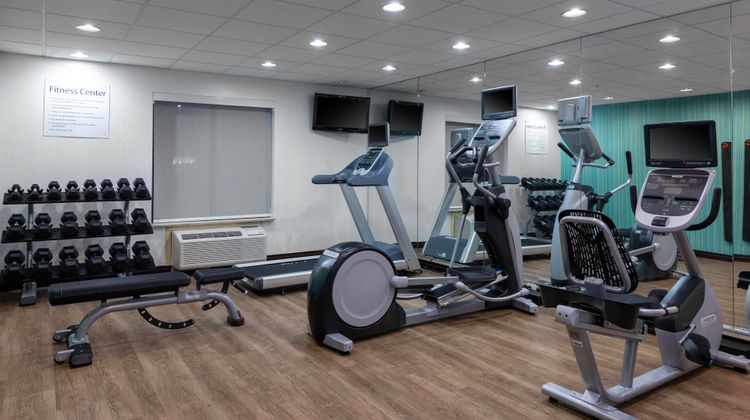 Holiday Inn Express Hotel & Suites Health Club