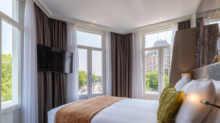 Leonardo Hotel Amsterdam Museum Quarter Room
