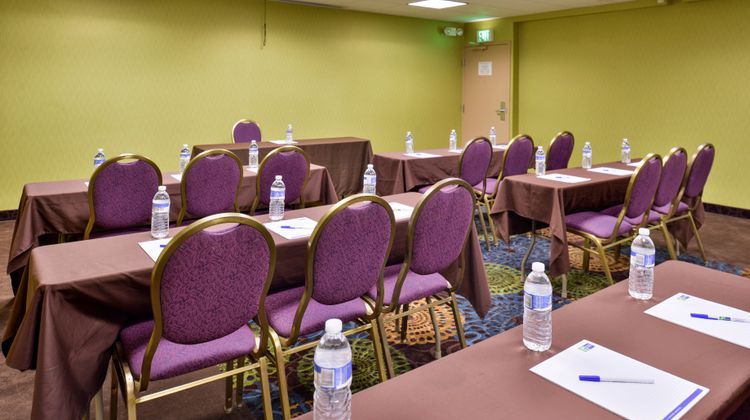 Holiday Inn Express Hunt Valley Meeting