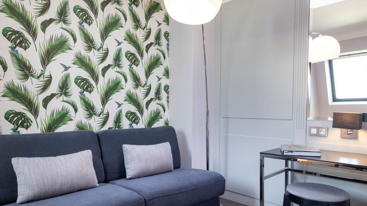 Hotel Les Matins de Paris Suite