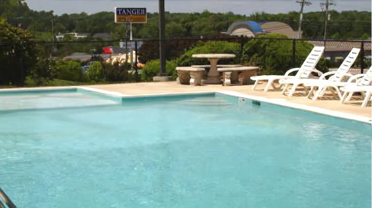 Scottish Inn Pool