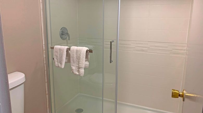 <b>Scottish Inn Room</b>. Images powered by <a href="https://www.leonardoworldwide.com/" title="Leonardo Worldwide" target="_blank">Leonardo</a>.