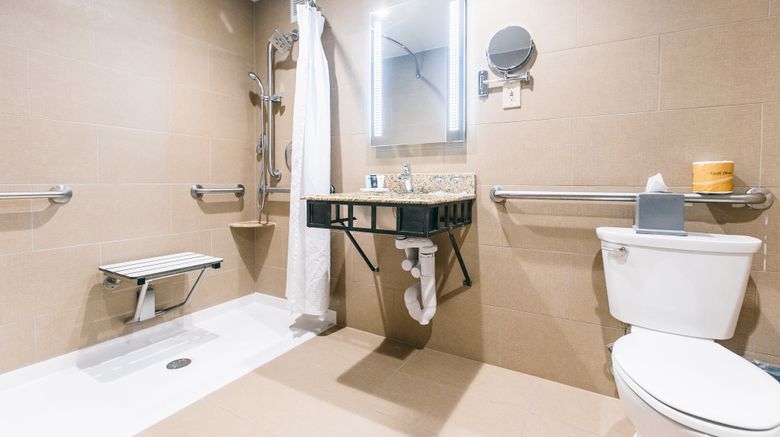 <b>Crowne Plaza Harrisburg Room</b>. Images powered by <a href="https://www.leonardoworldwide.com/" title="Leonardo Worldwide" target="_blank">Leonardo</a>.