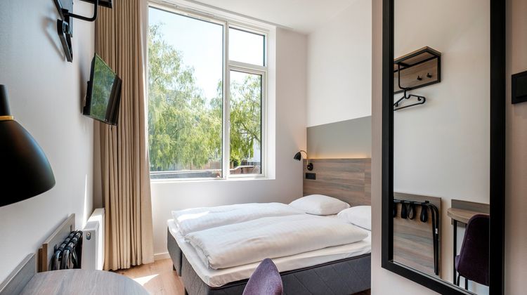 Go Hotel City Room