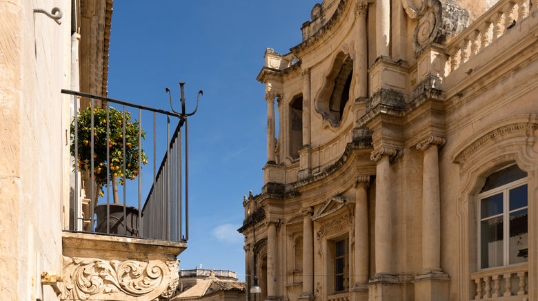 <b>Q92 Noto Hotel Room</b>. Images powered by <a href="https://www.leonardoworldwide.com/" title="Leonardo Worldwide" target="_blank">Leonardo</a>.