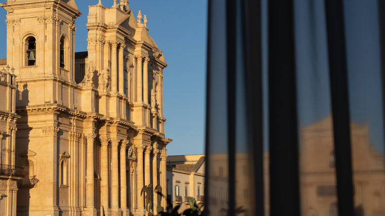 <b>Q92 Noto Hotel Room</b>. Images powered by <a href="https://www.leonardoworldwide.com/" title="Leonardo Worldwide" target="_blank">Leonardo</a>.
