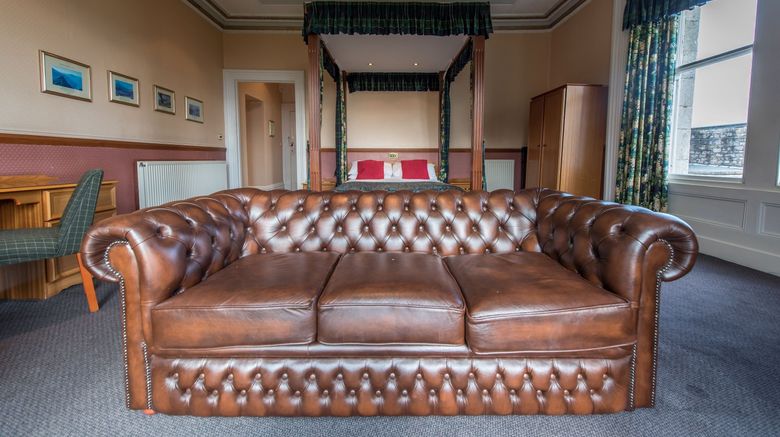 <b>The Cumbria Grand Hotel Suite</b>. Images powered by <a href="https://www.leonardoworldwide.com/" title="Leonardo Worldwide" target="_blank">Leonardo</a>.