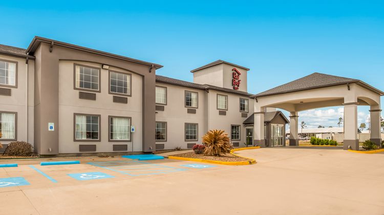 Red Roof Inn & Suites Lake Charles Exterior