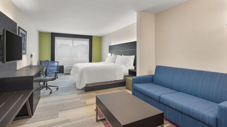 <b>Holiday Inn Express Hotel & Suites Suite</b>. Images powered by <a href="https://www.leonardoworldwide.com/" title="Leonardo Worldwide" target="_blank">Leonardo</a>.
