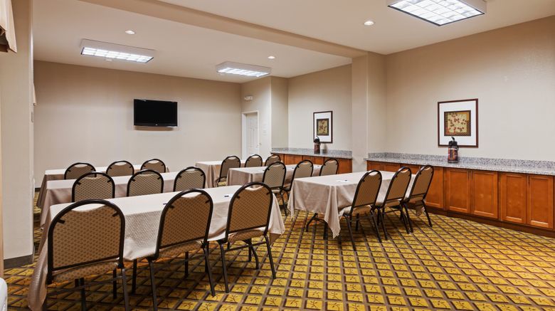 <b>Candlewood Suites Deer Park Meeting</b>. Images powered by <a href="https://www.leonardoworldwide.com/" title="Leonardo Worldwide" target="_blank">Leonardo</a>.