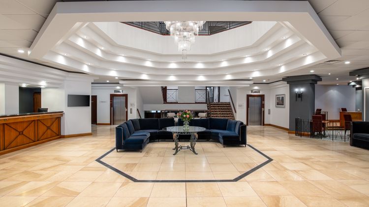 Copthorne Hotel Effingham Gatwick Lobby