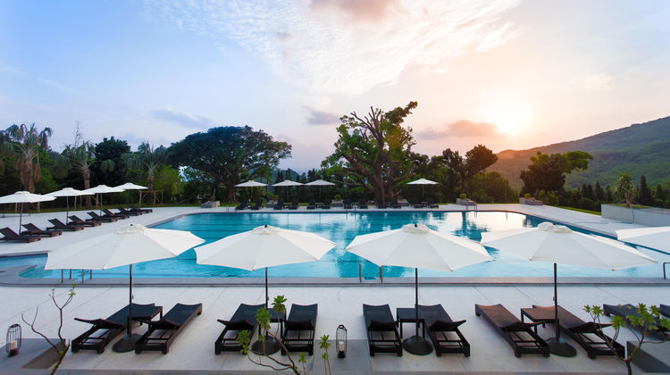 Gloria Manor Pool