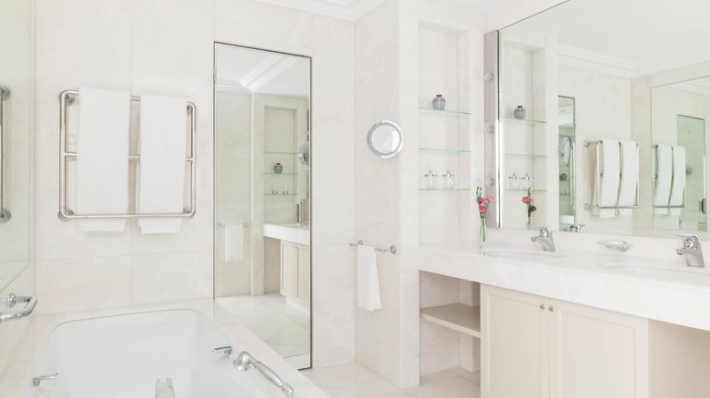 <b>Hotel Le Bristol Room</b>. Images powered by <a href=https://www.travelagewest.com/Hotels/Paris/